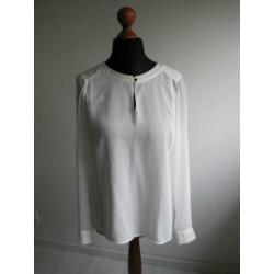 Blouse van Expresso mt 38 white off in zeer goede staat