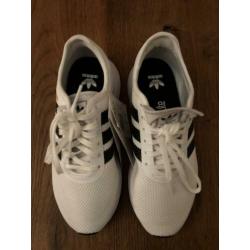 Adidas sneakers maat 38