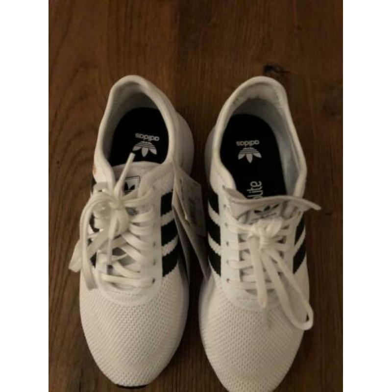 Adidas sneakers maat 38