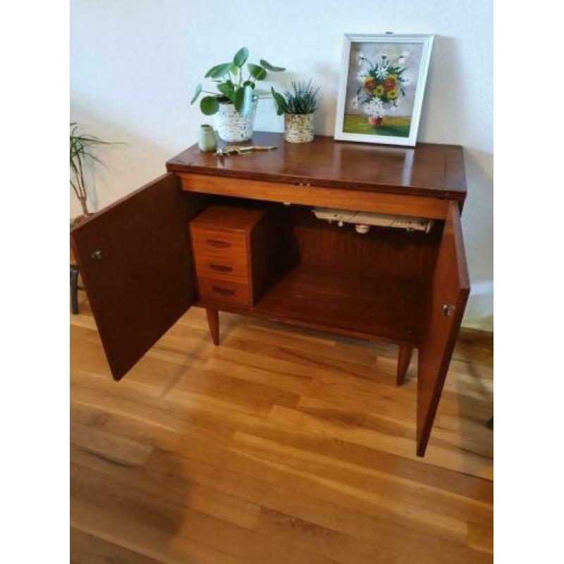 Vintage kastje, dressoir,naaimachine meubel, Singer jaren 60