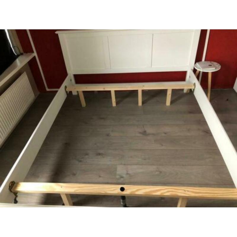 Bed 160x200 met aankoopbon