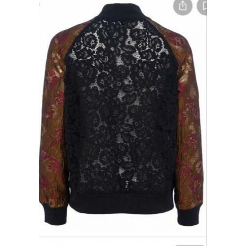 French connection metallic bomber jasje jacquard Ganni stijl