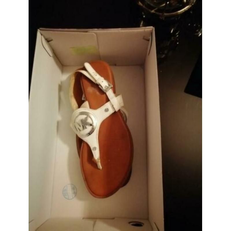 Michael Kors slippers maat 37 wit