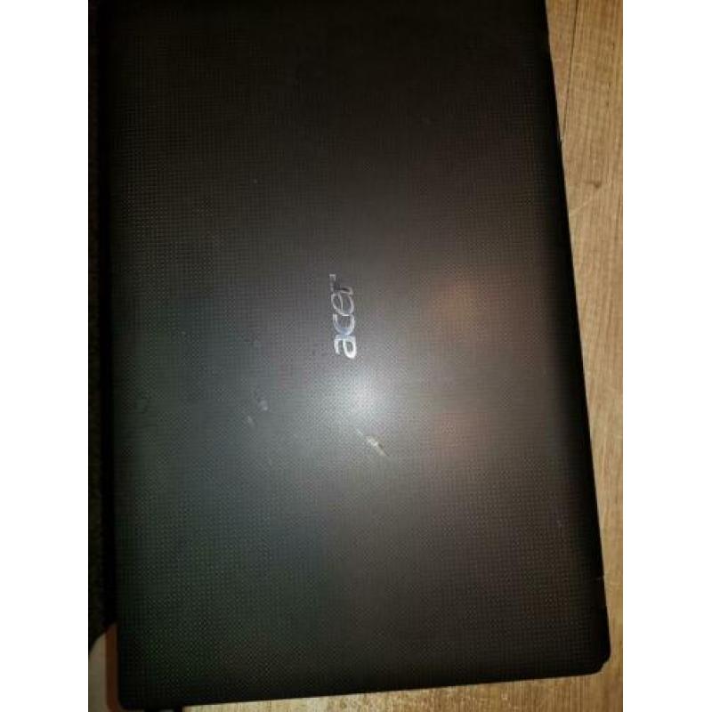 Te koop goedwerkende acer 7750 G met Windows 10