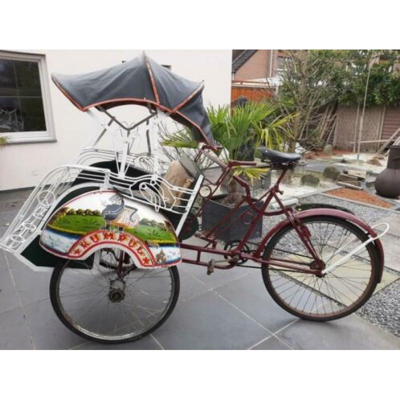 Te koop: becak (bedjak, riksja, indonesische becak)