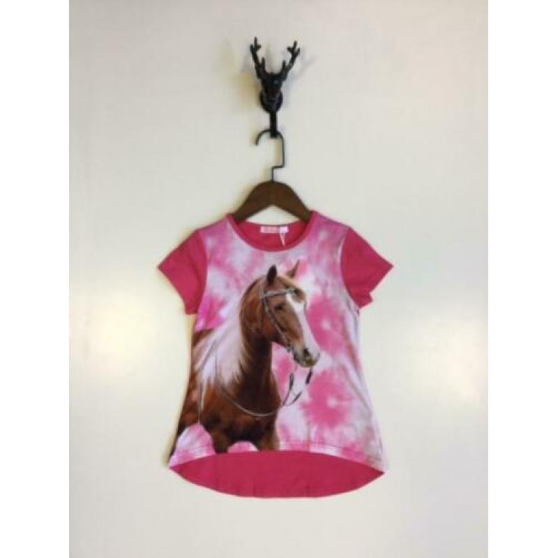 Paarden t-shirts maat 104