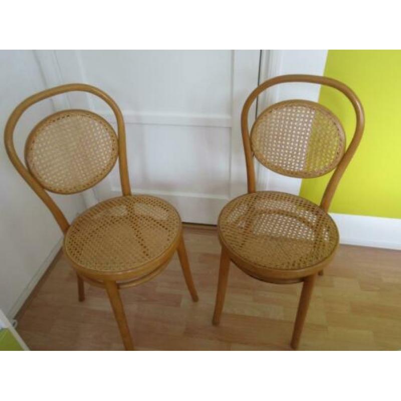 bistro stoeltjes Thonet