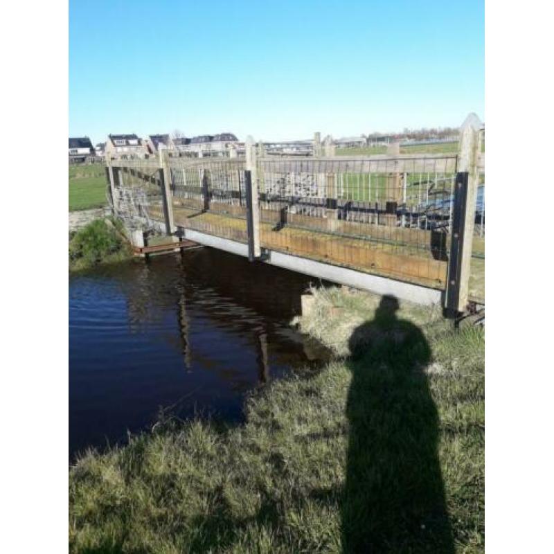 Te koop loopbrug