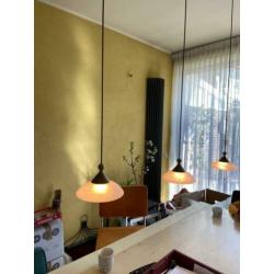 Hanglamp messing opaline verstelbaar in hoogte 3 lampen