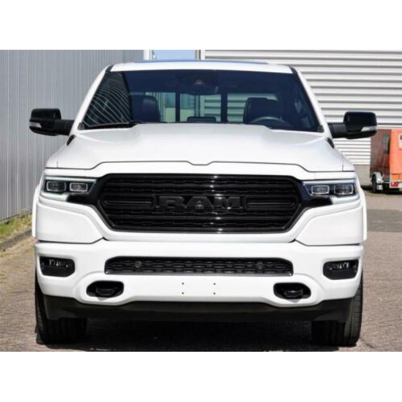 Dodge Ram 1500 Limited Black Pack V8 Crew 4x4