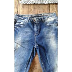 Dept jeans. Maat 26.