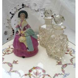 Antieke half doll Porselein Ring box Dep - Germany