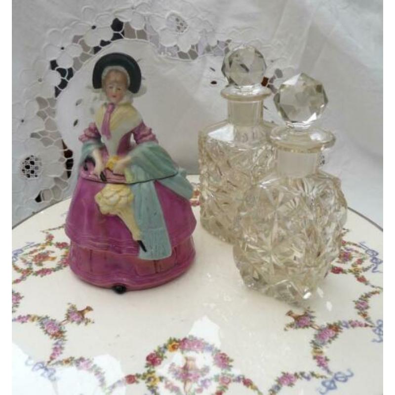 Antieke half doll Porselein Ring box Dep - Germany