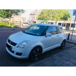 Suzuki Swift 1.3 3D 2009 Wit