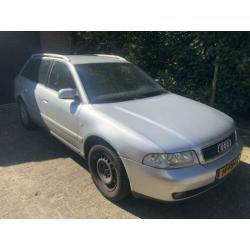 Audi A4 1.9 TDI Avant 81KW 2000 Grijs