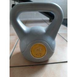 Kettlebells/gewichten opdruksteunen buikspierbankje/yogamat