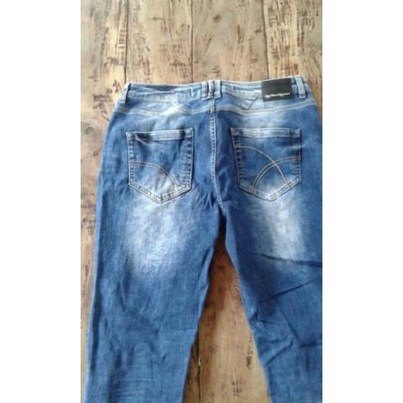 Dept jeans. Maat 26.