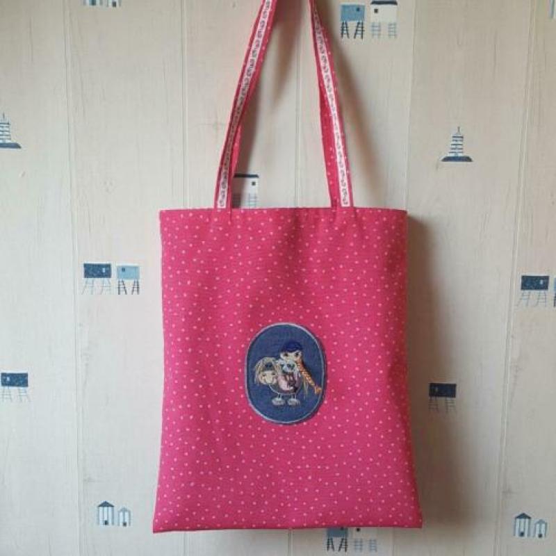 Roze canvas tas, met grappige applicatie meisje op pony