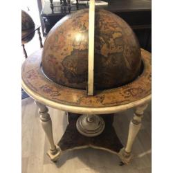 Antieke bar globe drank wereldbol barglobe globebar minibar