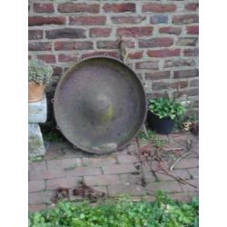 Oude Hardstenen voederbak 41/35/18 cm,€150.Afhalen.