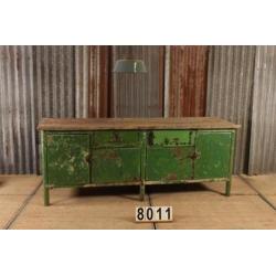 Industrieel retro vintage werkbank/dressoir/toonbank nr.8011