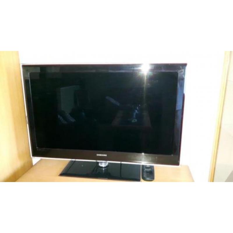 Led tv samsung 40 inch/102 cm