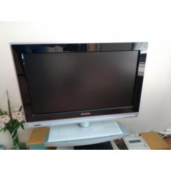 Lcd tv Philips 26PFL5322/12 (66cm) op Philips-standaard.