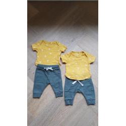 2 Setjes Babykleding maat 50 (tweeling)