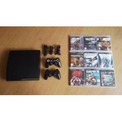 PS3 Slim met 2 controllers en 9 spellen!!