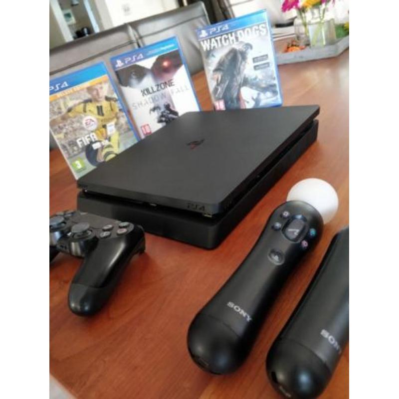 Playstation 4 slim 500gb + 3 games