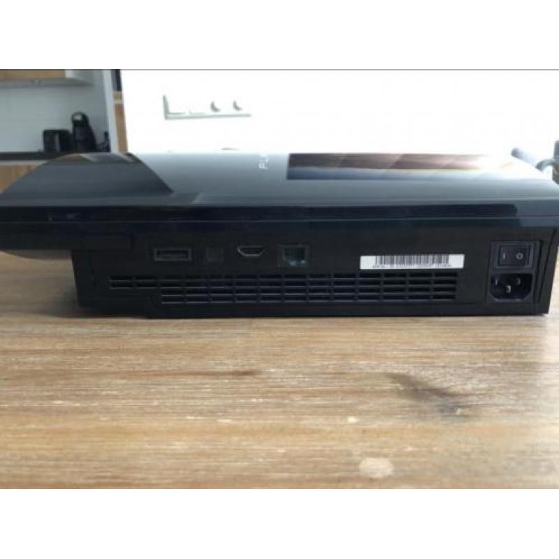 PlayStation 3 inclusief spellen, HDMI en scart kabel