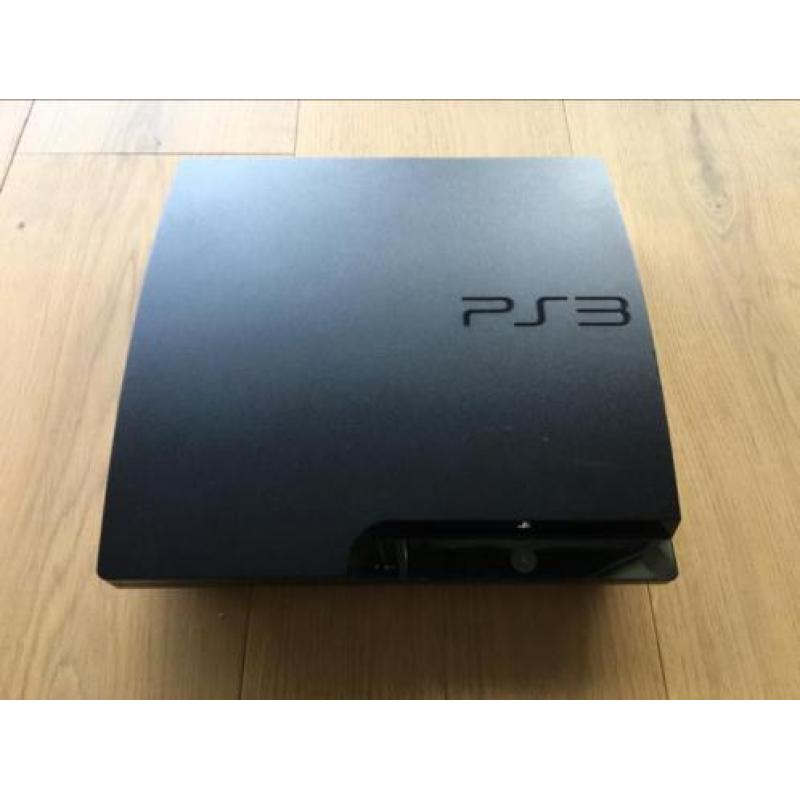 PlayStation 3 Slim 160GB + 2 Controllers + 15 Spellen