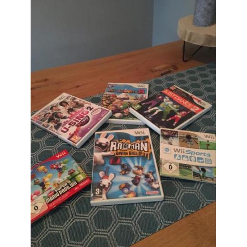 Complete Wii + Spelletjes en toebehoren